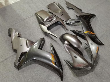 02-03 Gloss Silver & Gold R1 Fairings