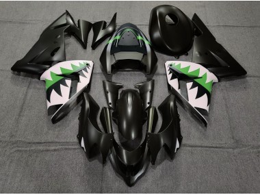 04-05 Matte Black and Green ZX10R Fairings